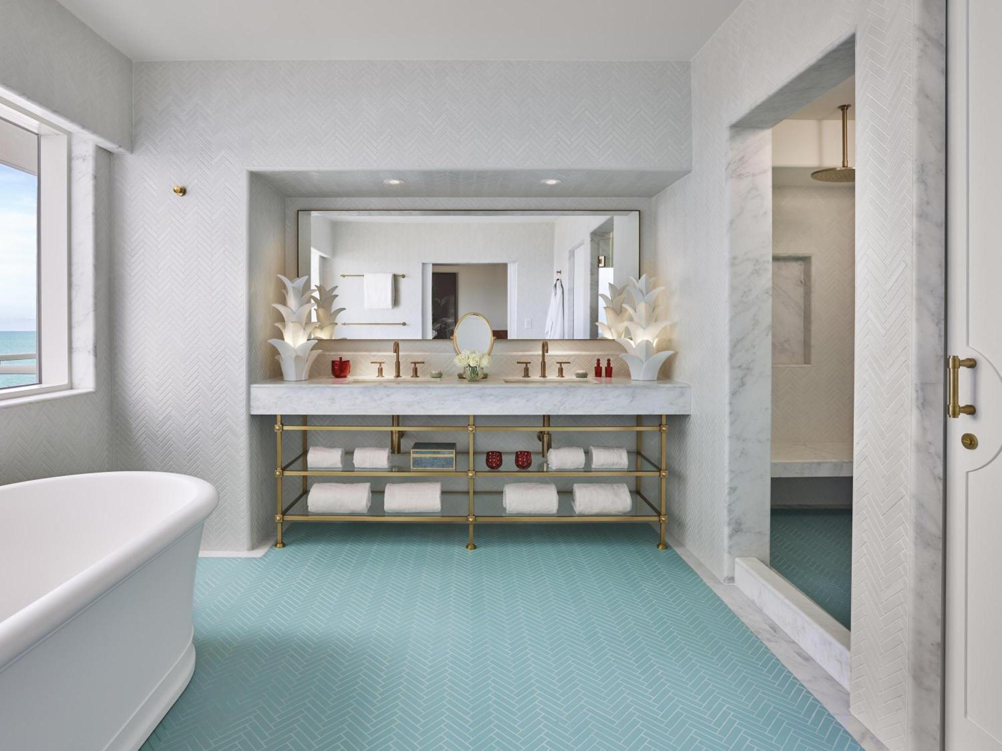 Suite King Premier Angolare con 1 Camera da Letto - Fronte Oceano
